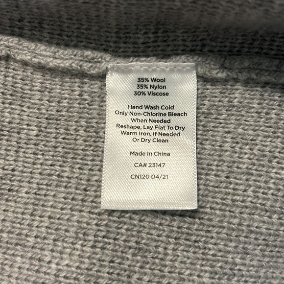 Talbots cardigan sweater - Picture 8 of 10